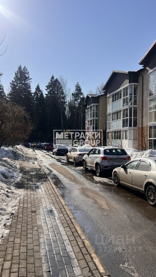 Продажа студии д. Мотяково, 65к32