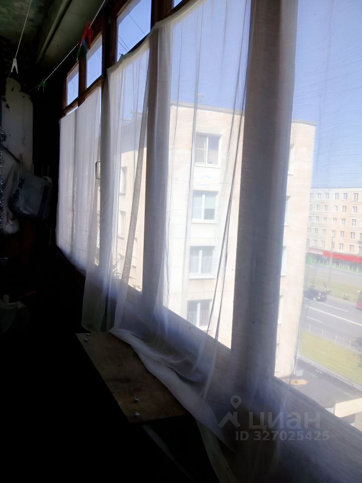Аренда 1-комн квартиры на вторичном рынке Краснопутиловская улица,  д. 37