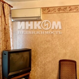Продажа 2-комн квартиры на вторичном рынке улица Генерала Белова,  д. 53 к1