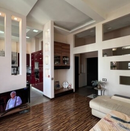 Продажа 2-комн квартиры на вторичном рынке пр-кт Маршала Жукова,  д. 43,  к. 3