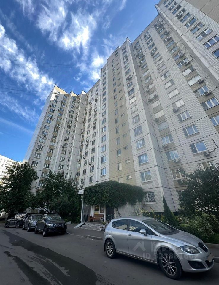 Аренда 2-комн квартиры на вторичном рынке улица Цюрупы, 16К1