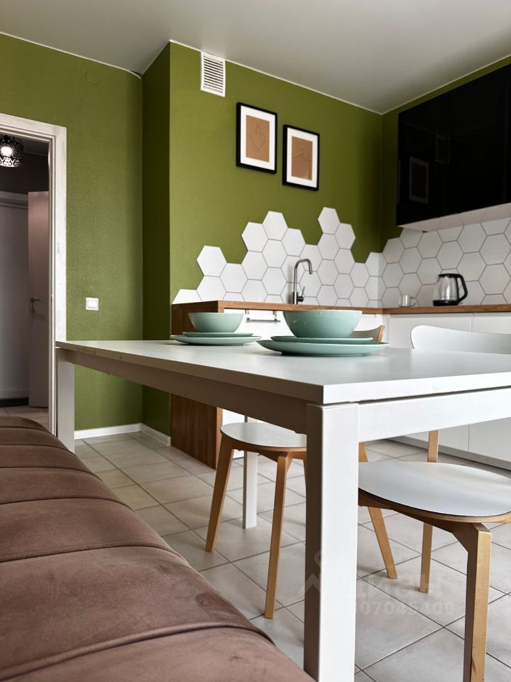 Аренда 1-комн квартиры на вторичном рынке улица Саларьевская, 14к3