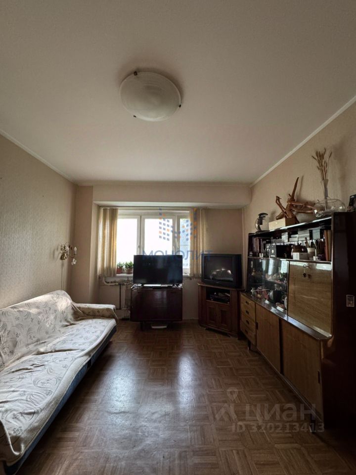 Продажа 3-комн квартиры на вторичном рынке Братская улица, 17К2