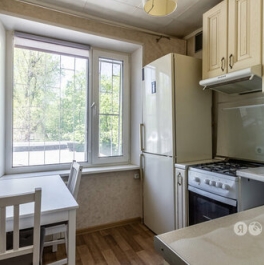 Аренда 2-комн квартиры на вторичном рынке улица Коновалова,  д. 5