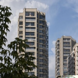 Продажа 3-комн квартиры на вторичном рынке проспект Генерала Дорохова,  д. 39 к2М
