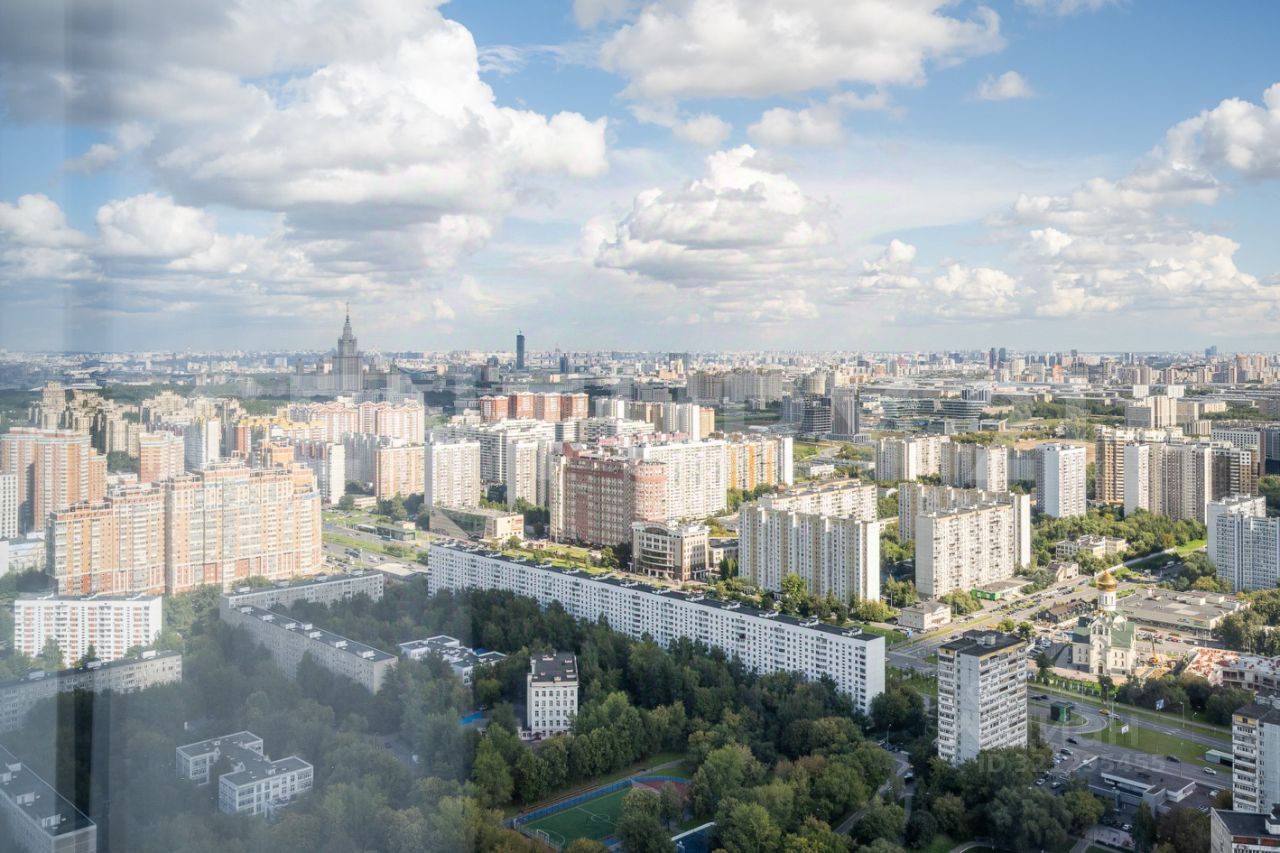 Продажа 2-комн квартиры на вторичном рынке Мичуринский проспект, 56