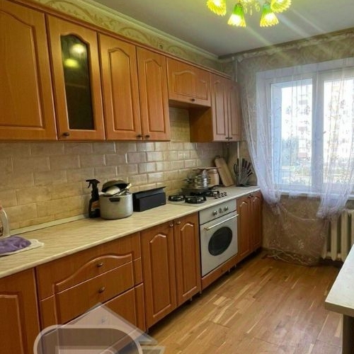 3-комн квартира Центральный мкр, улица Советская, 19