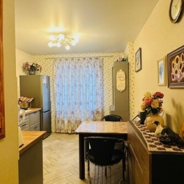 Продажа 2-комн квартиры на вторичном рынке улица Трефолева,  д. 21