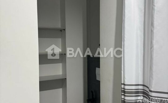 Продажа 3-комн квартиры на вторичном рынке Профсоюзная ул