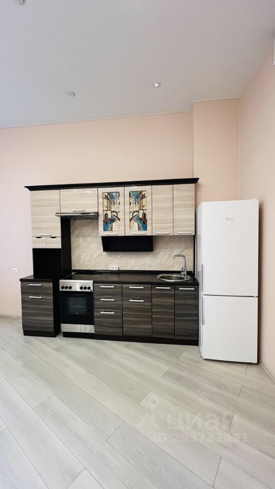 Продажа 1-комн квартиры на вторичном рынке Лиственная улица, 18к1