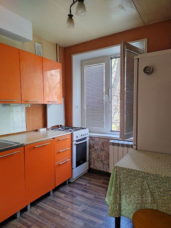 Аренда 1-комн квартиры на вторичном рынке улица Цюрупы, 12К2