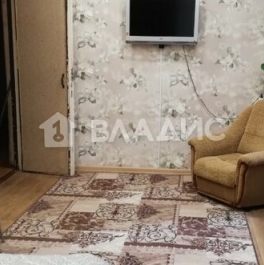 Продажа 3-комн квартиры на вторичном рынке Лобня г, Мирная ул,  д. 6