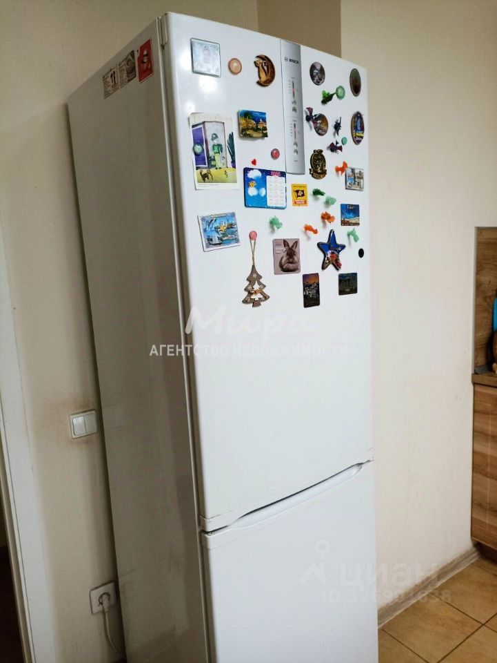 Продажа 3-комн квартиры на вторичном рынке Мирный пгт, улица Крымская, 12/11