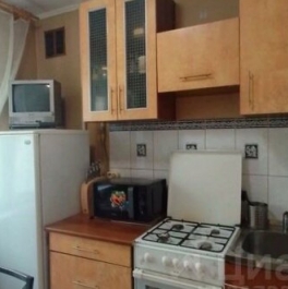 Продажа 3-комн квартиры на вторичном рынке Стройковская улица,  д. 10