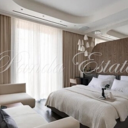 Продажа 5-комн квартиры на вторичном рынке Кутузовский пр-кт,  д. 12,  к. 19