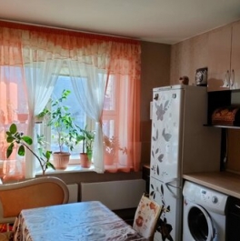 Продажа 2-комн квартиры на вторичном рынке улица Варвары Петровой,  д. 6