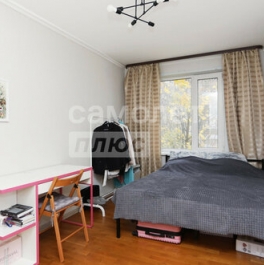 Продажа 2-комн квартиры на вторичном рынке ул Матвеевская,  д. 42,  к. 2