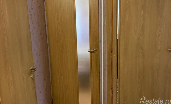 Продажа 1-комн квартиры на вторичном рынке ул Нахимова,  д. 2/30