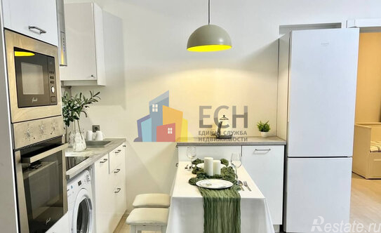 Продажа 3-комн квартиры на вторичном рынке ул Никулинская,  д. 8,  к. 3