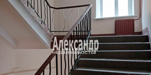 3-комн квартира переулок Бринько