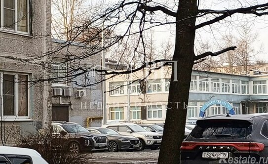 Продажа 4-комн квартиры на вторичном рынке улица Красуцкого