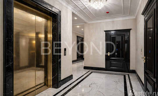 Продажа 2-комн квартиры на вторичном рынке Воскресенская наб,  д. 32