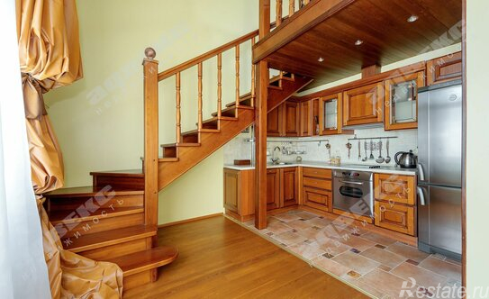 Продажа 2-комн квартиры на вторичном рынке 13-я линия,  д. 42