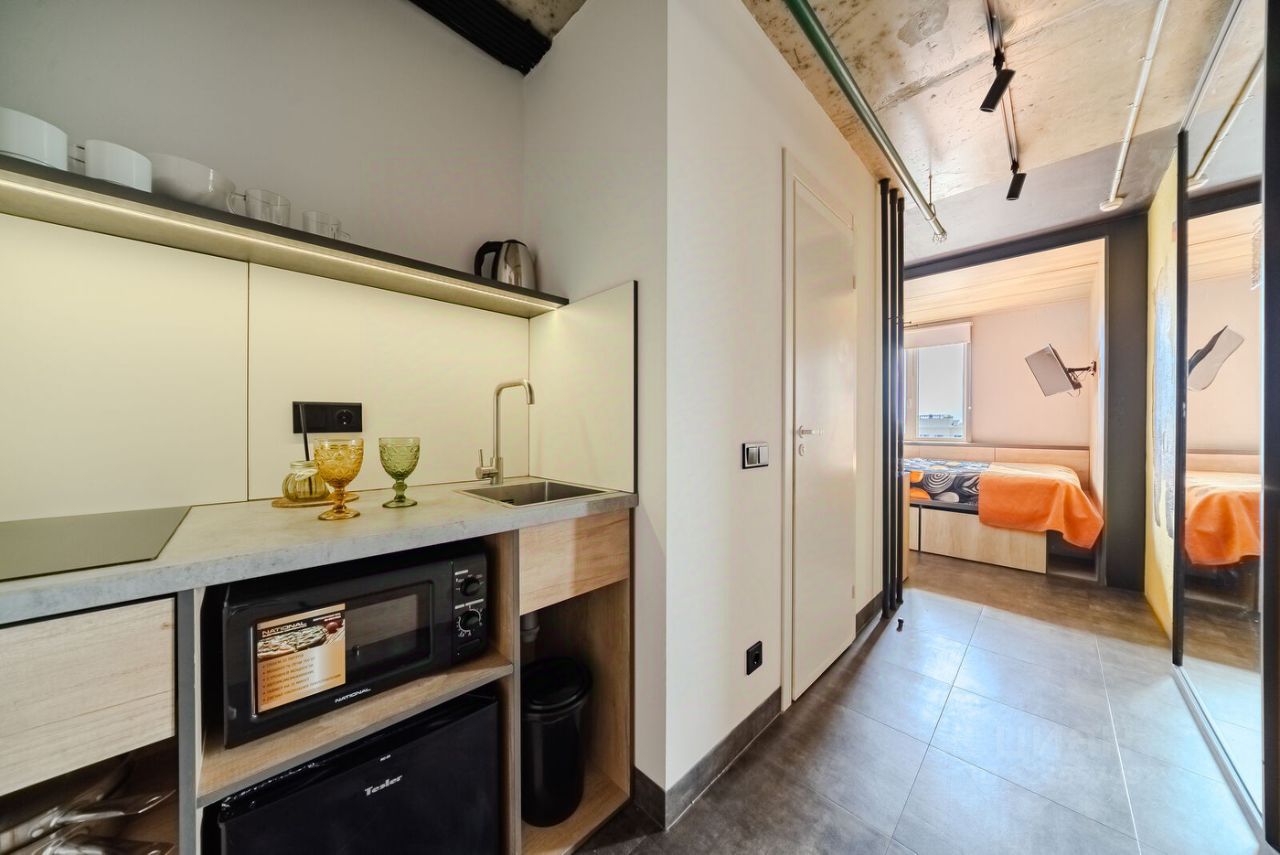 Продажа студии Большой Сампсониевский проспект, 74к2