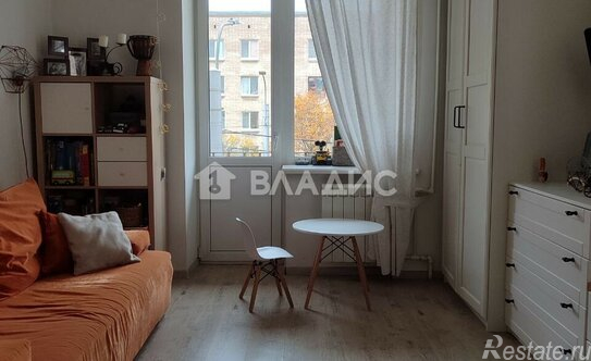 Продажа 1-комн квартиры на вторичном рынке ул Якорная,  д. 1