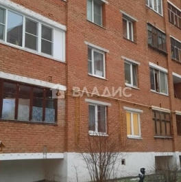 Продажа 1-комн квартиры на вторичном рынке Сходня, Вишнёвая улица,  д. 12