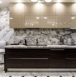 Продажа 3-комн квартиры на вторичном рынке Неопалимовский 1-й пер,  д. 8