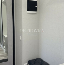 Продажа 1-комн квартиры на вторичном рынке ул Введенского,  д. 12,  к. 2