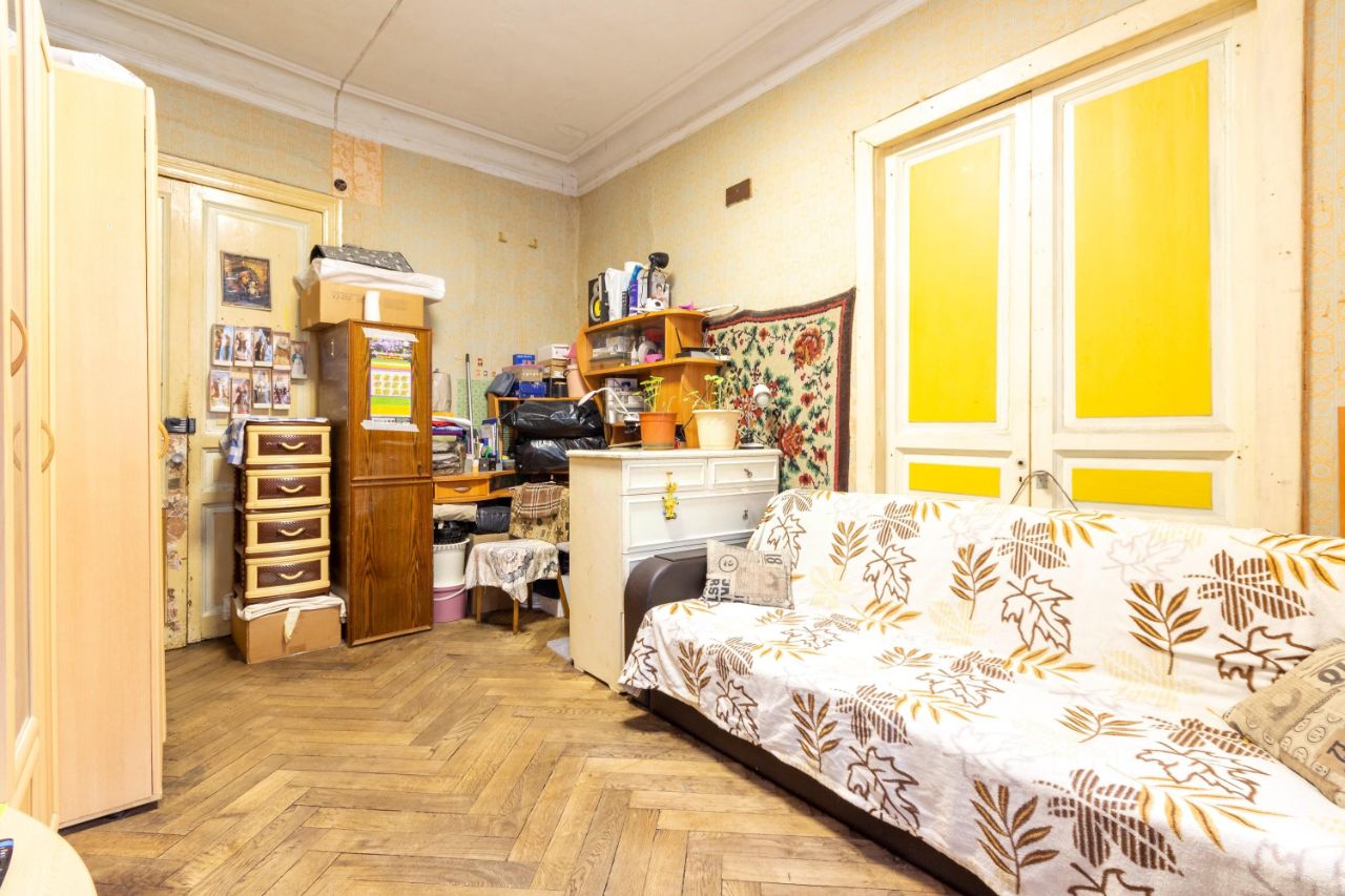 Продажа 3-комн квартиры на вторичном рынке Большая Посадская улица, 10Б