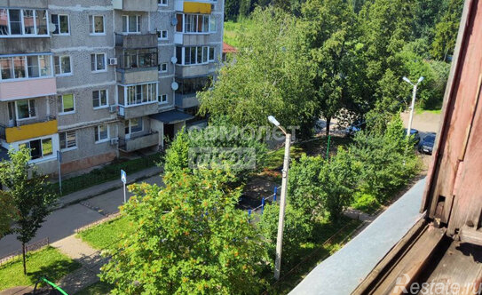 Продажа 2-комн квартиры на вторичном рынке Хлюпино, ул Заводская,  д. 23