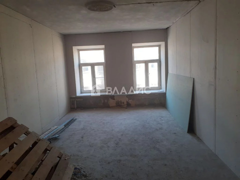 Продажа 5-комн квартиры на вторичном рынке ул. Зверинская,  д. 5
