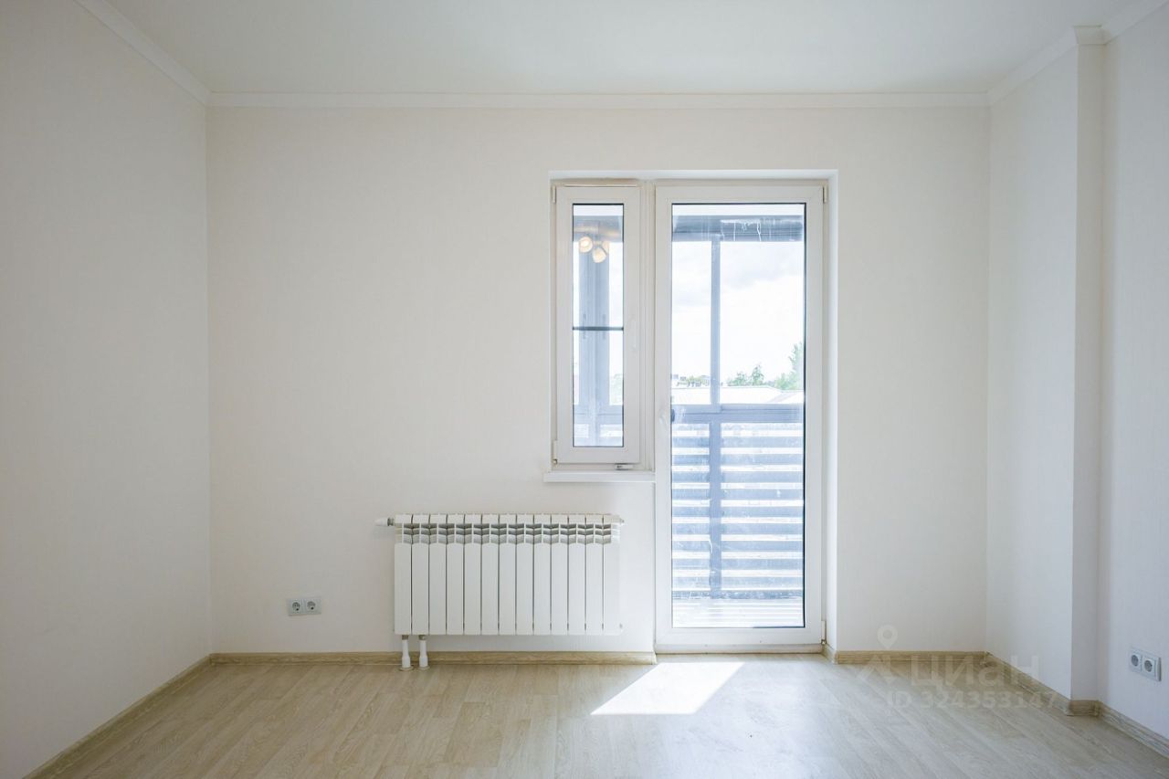 Продажа 3-комн квартиры на вторичном рынке переулок Посланников, 6