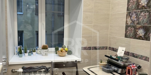 3-комн квартира Красноармейская 6-я ул,  д. 12