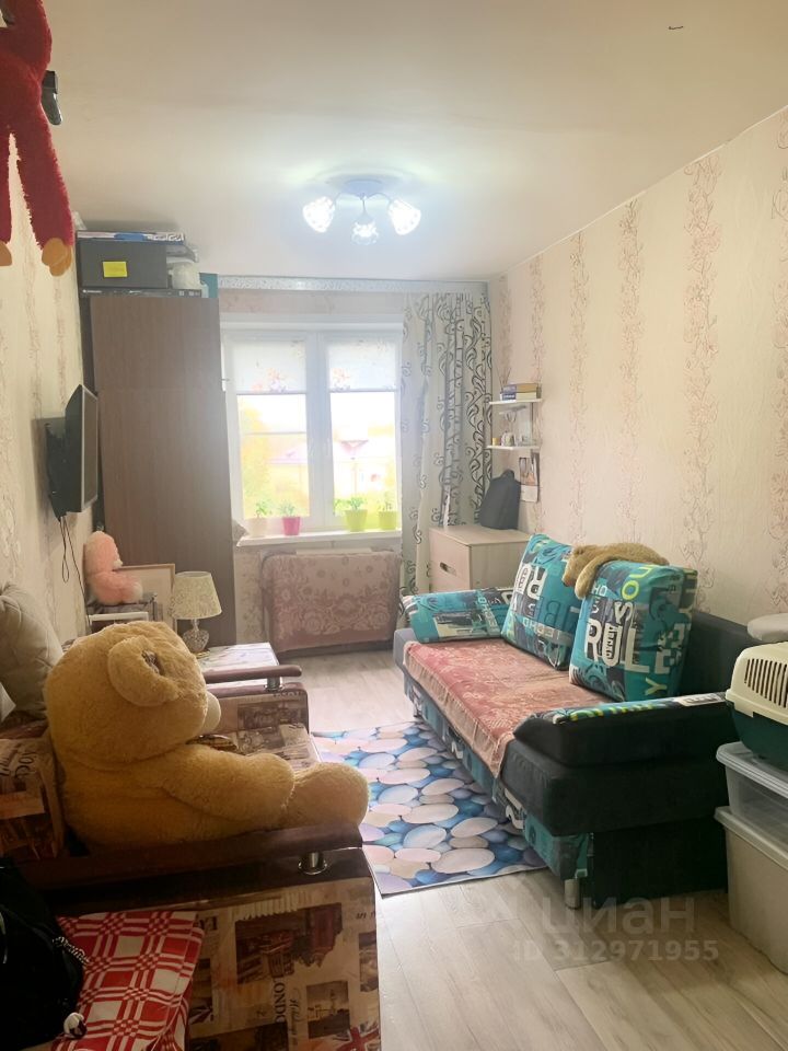 Продажа 2-комн квартиры на вторичном рынке Клин, улица Белинского, 4