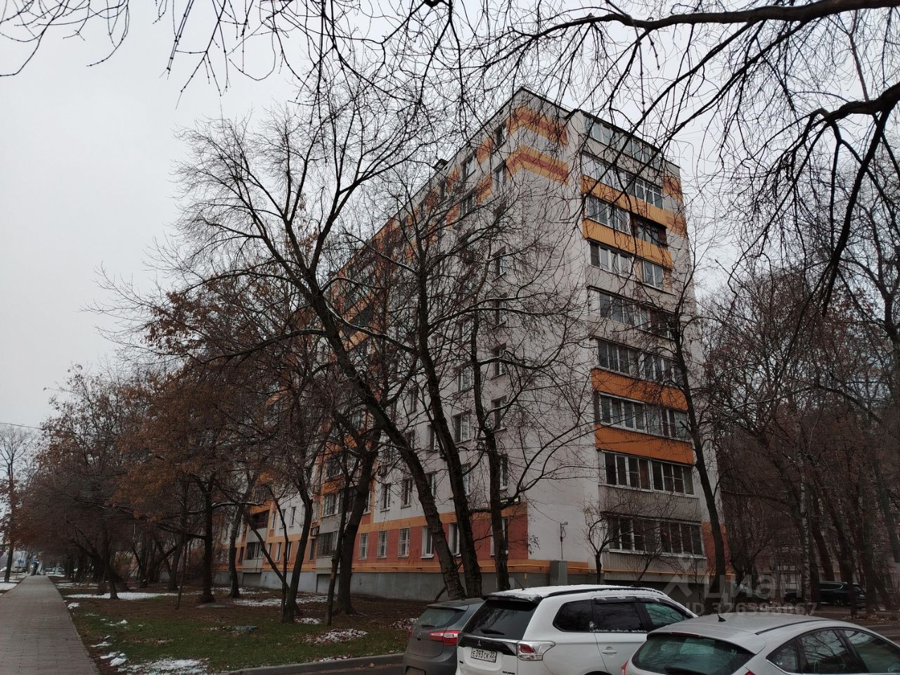 Продажа 2-комн квартиры на вторичном рынке улица Полбина,  д. 60