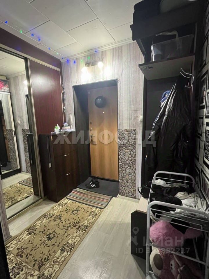Продажа 1-комн квартиры на вторичном рынке Петергофское ш,  д. 3К5