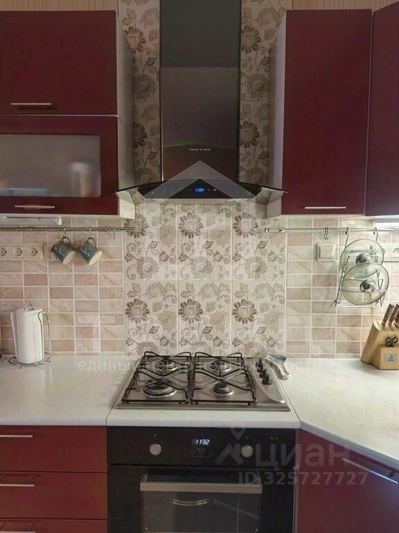 Продажа 2-комн квартиры на вторичном рынке Витебская улица, 21