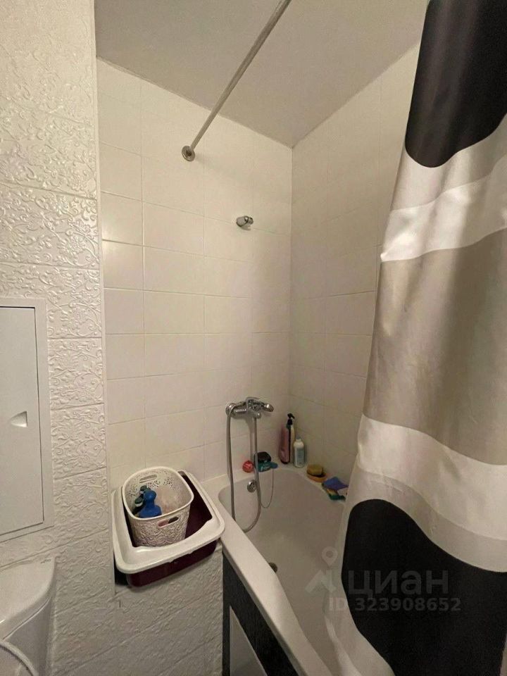 Аренда 1-комн квартиры на вторичном рынке Северный кв-л, д. Сапроново, Купелинка мкр, 17