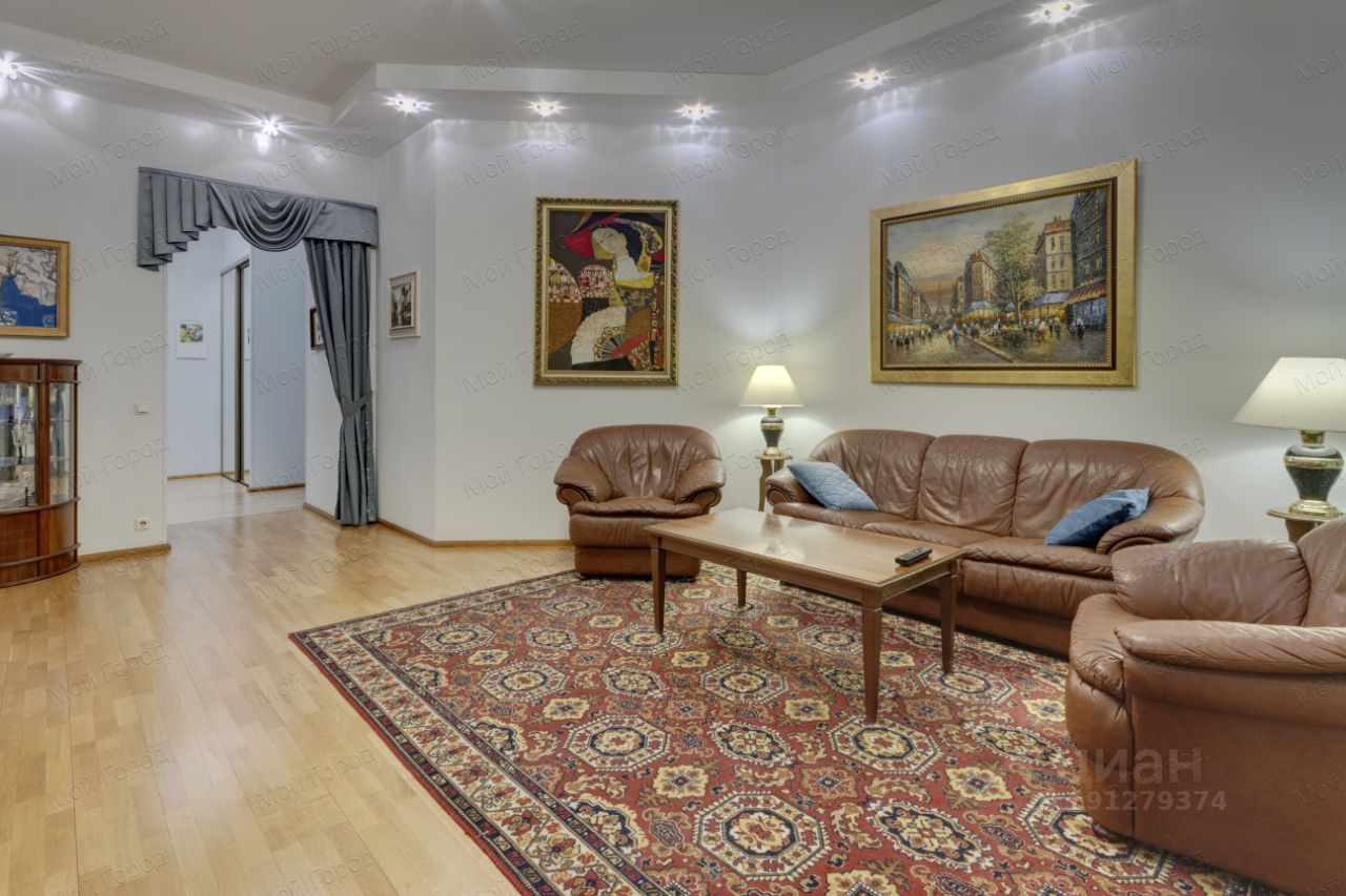 Аренда 3-комн квартиры на вторичном рынке улица Рубинштейна, 15-17