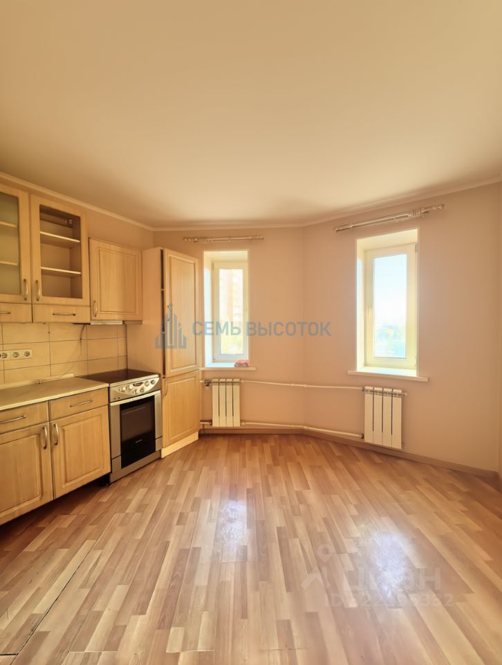 Продажа 2-комн квартиры на вторичном рынке Подольск, улица Некрасова, 1