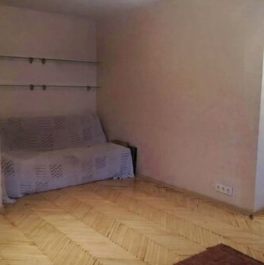 Продажа 2-комн квартиры на вторичном рынке ул Берзарина,  д. 5