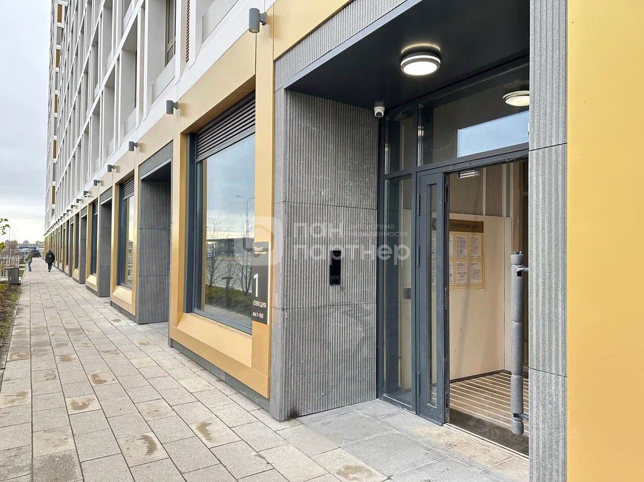 Продажа 1-комн квартиры на вторичном рынке проспект Крузенштерна, 13