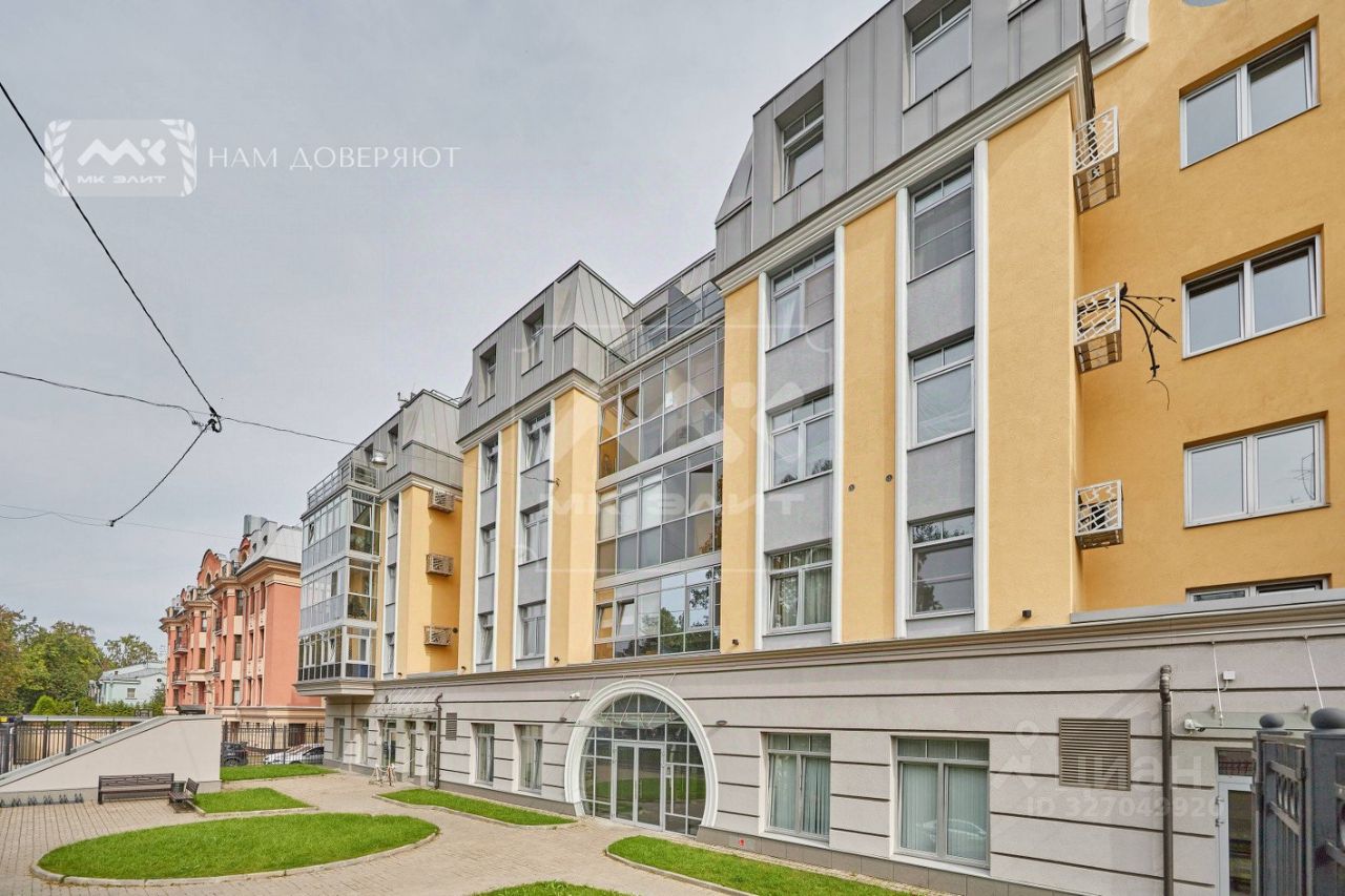 Продажа 2-комн квартиры на вторичном рынке улица Савушкина, 43