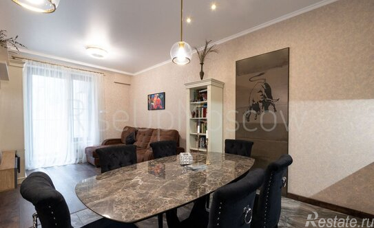 Продажа 4-комн квартиры на вторичном рынке улица Василисы Кожиной