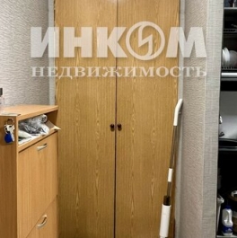 Продажа 1-комн квартиры на вторичном рынке Тульская Б. ул,  д. 2