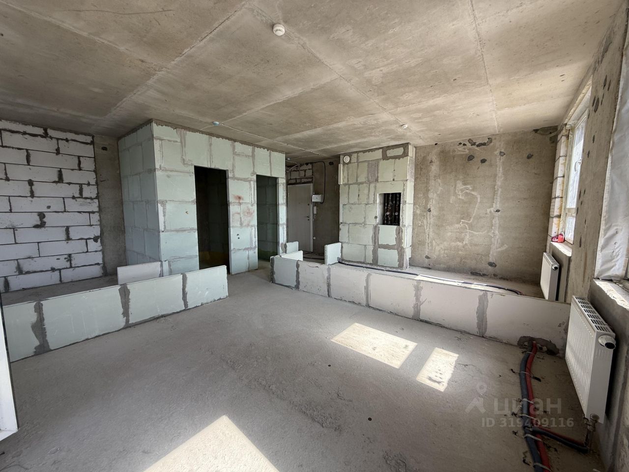 Продажа 2-комн квартиры на вторичном рынке Одинцово, 1